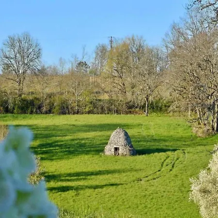 Hilltop With Valley View Bouzic